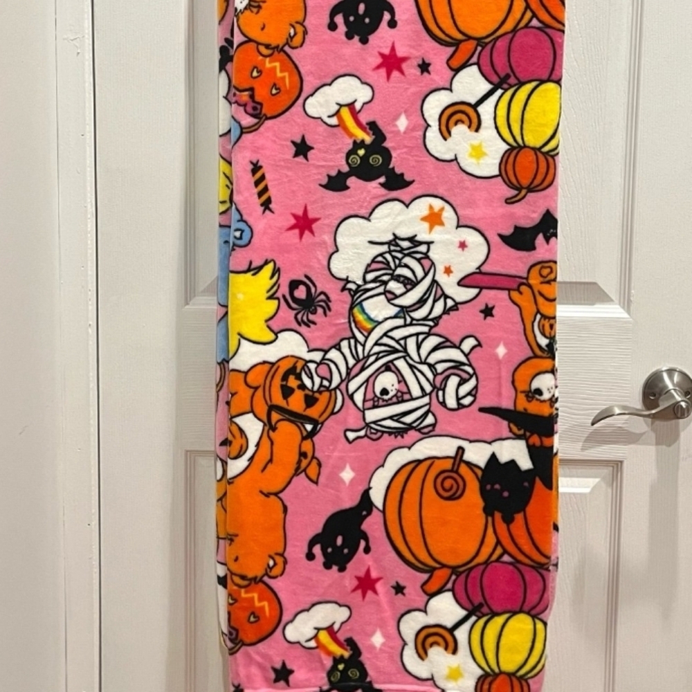 Care Bears Halloween Blanket 🎃 - Picture 2 of 7